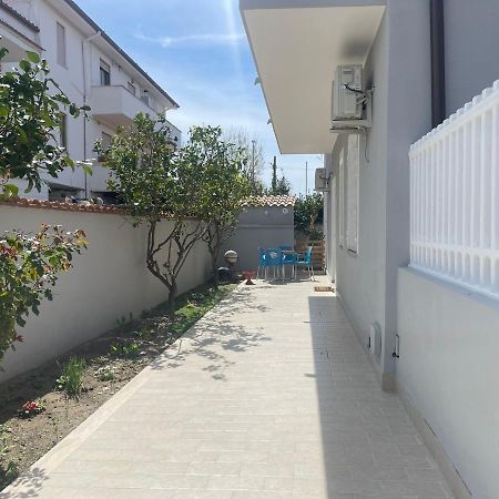 Sweet Stay Fiumicino Buitenkant foto